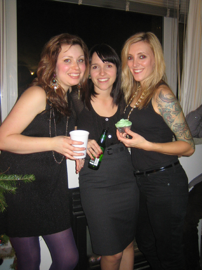 ErinandLenny5 Good looking girls.