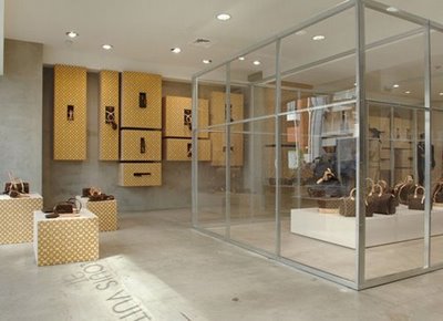 Retail.louis-vuitton-comme-des-garcons-pop-up-store-2