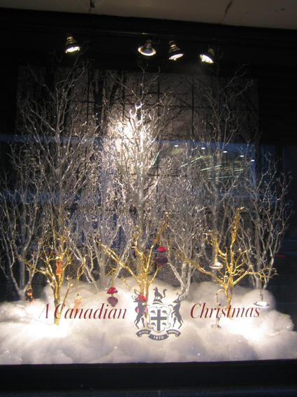 TheBayXmasWindow1