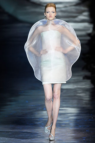 ArmaniPrive.Hate2