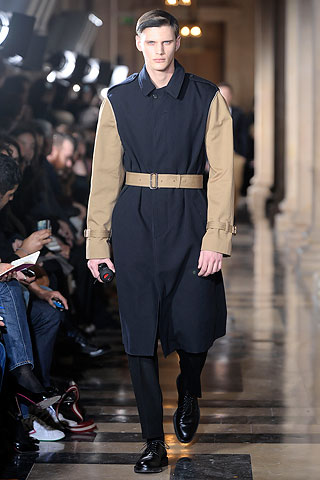 DriesVanNoten.Hate1