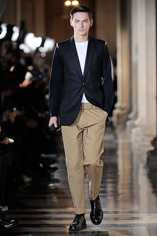 DriesVanNoten.Love1