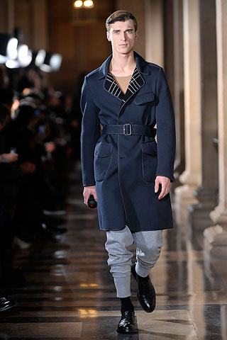 DriesVanNoten.Love3
