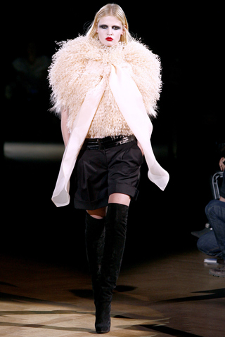 Givenchy.Hate2