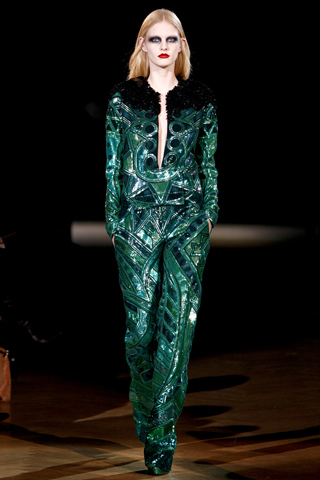 Givenchy.Hate5