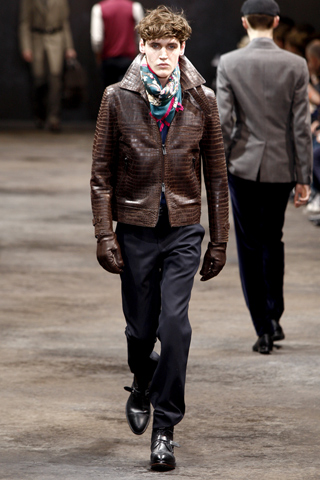 Hermes.Love5