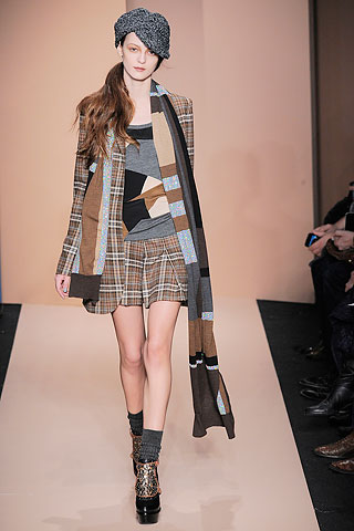 DKNY.Love1