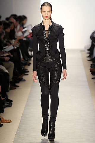 HerveLeger.Love1