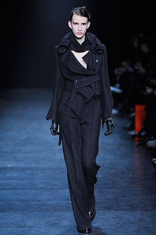 AnnDemeulemeester.Love1
