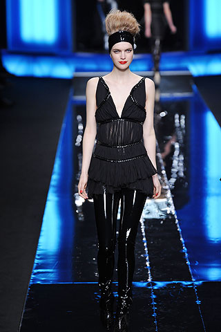 KarlLagerfeld.Love3