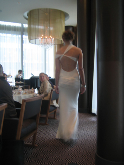 MatloBridal.dress4