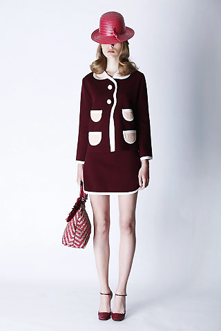 Loathe.MarcJacobs.Resort2011.1