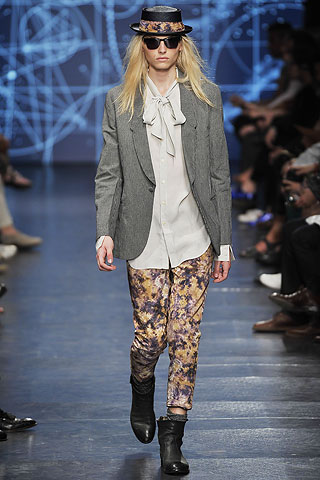 Loathe.PaulSmith.MenswearSpringSummer2011.1
