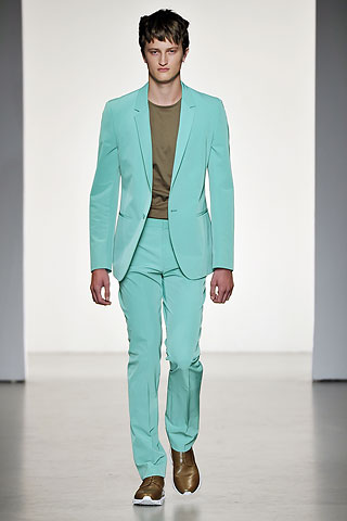 Love.CalvinKlein.MenswearSpringSummer2011.1