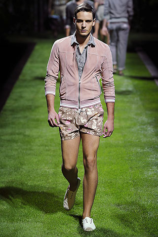 Love.D&G.MenswearSpringSummer2011.Love.4