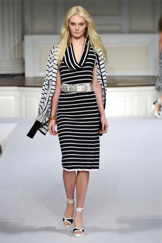 Love.OscardelaRenta.Resort2011.1