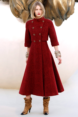 Love.Chanel.HauteCoutureFall2010.1