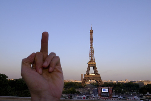 TerrysDiary9MiddleFingerandTheEiffelTower