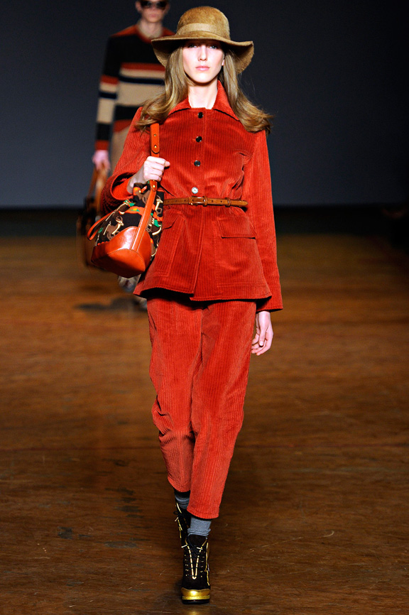 Loathe.MbMJAW11-1 Marc by Marc Jacobs, New York Fashion Week, womenswear, autumn winter 2011