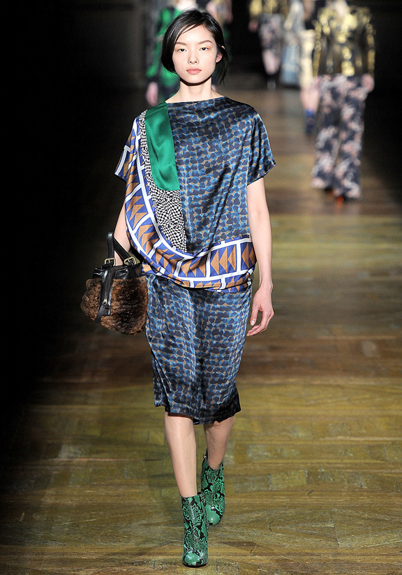 Dries Van Noten Autumn Winter 2011 | Searching for Style