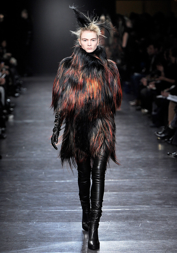 Ann Demeulemeester Autumn Winter 2011 | Searching for Style