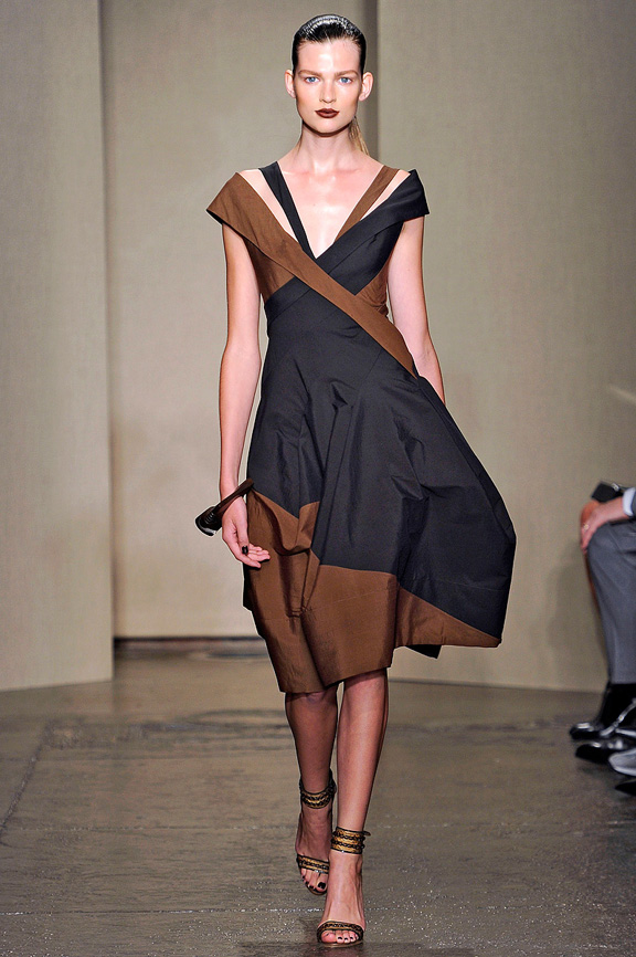 Donna Karan Spring Summer 2012 | Searching for Style
